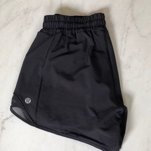Lululemon black shorts size 4T